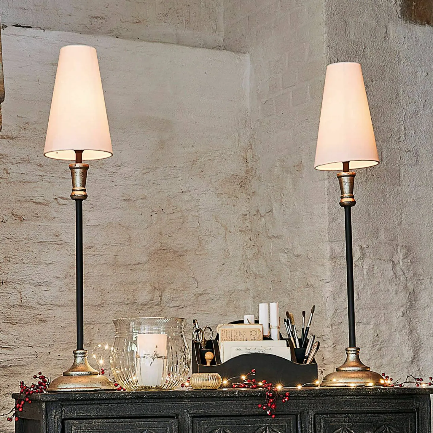Coppia di lampade da tavolo Obsonville