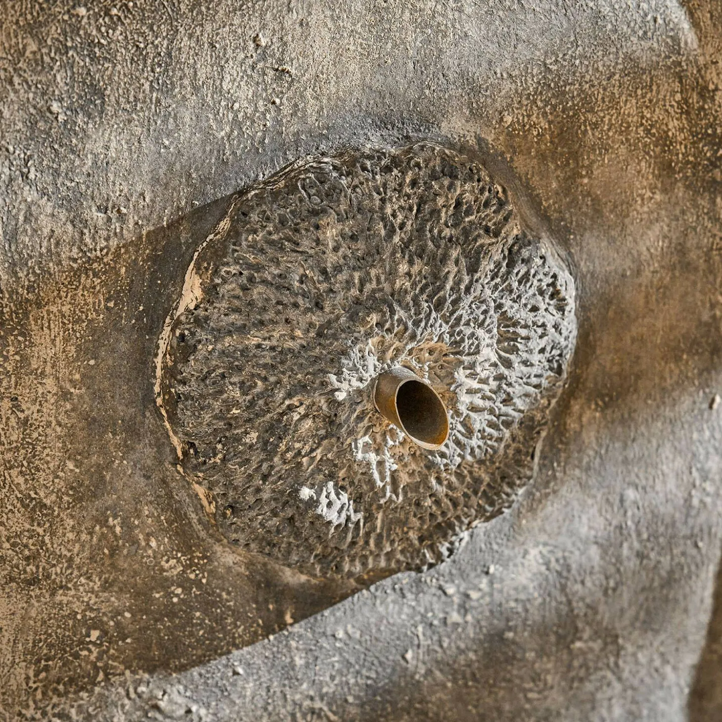 Fontana a muro Veliras