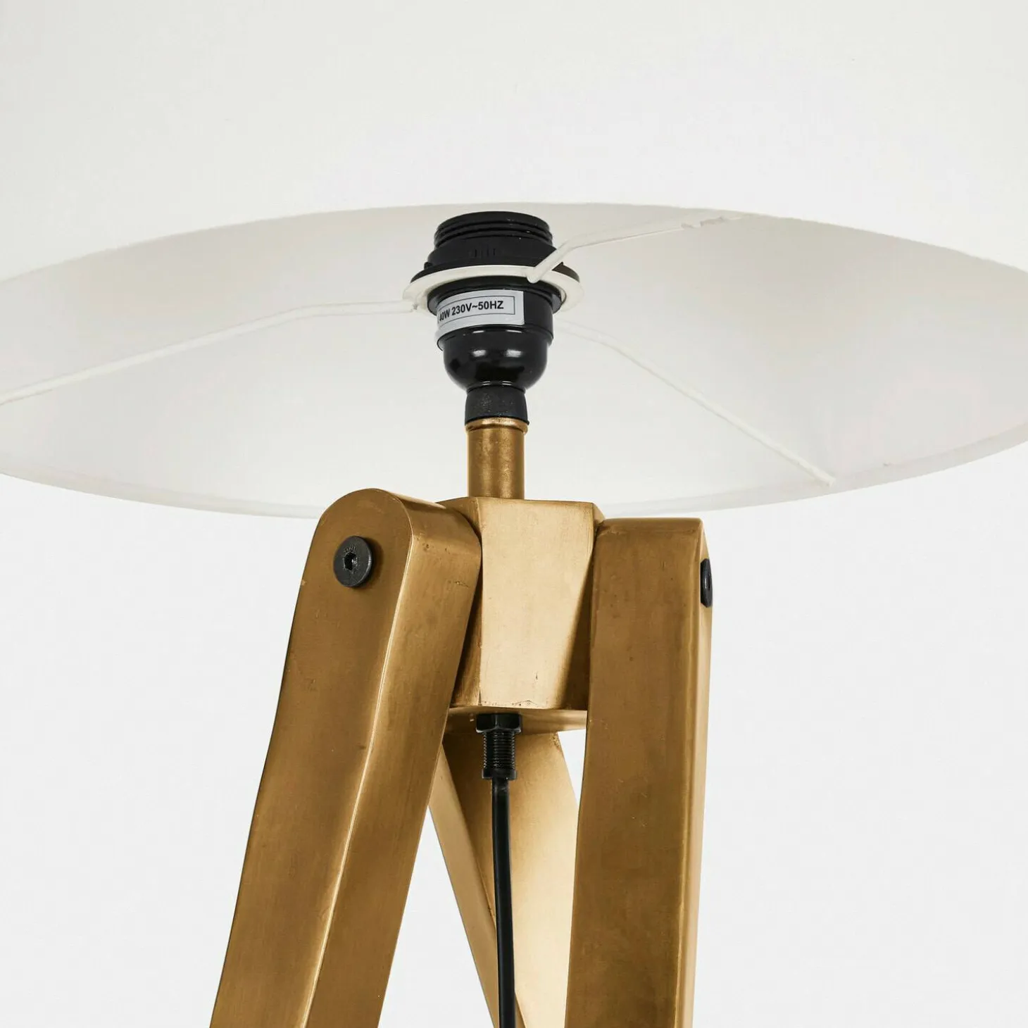 Lampada a stelo Kelvio