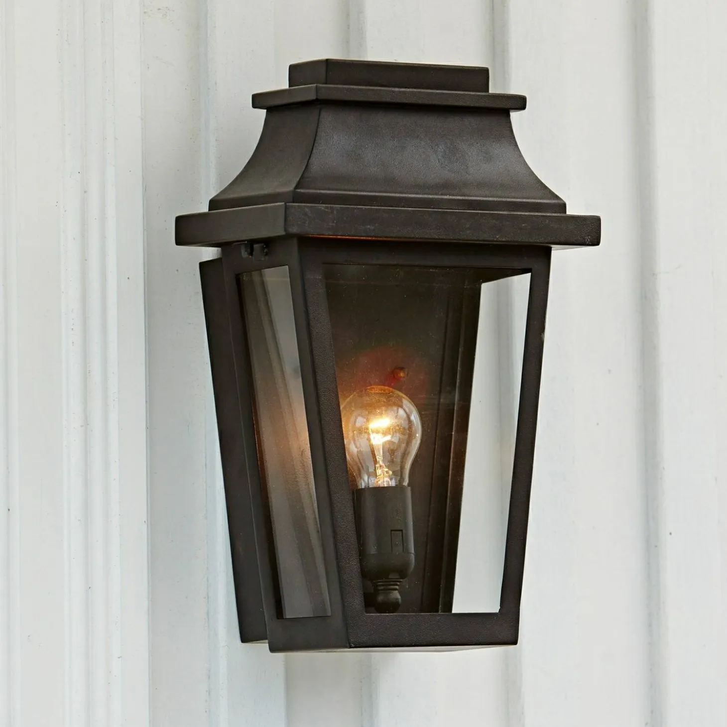 Lampada da parete per esterni Toledo