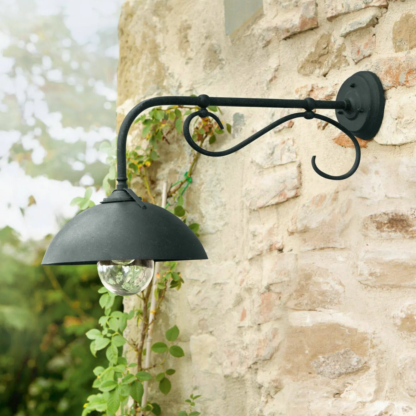 Lampada da parete per esterni Lupia