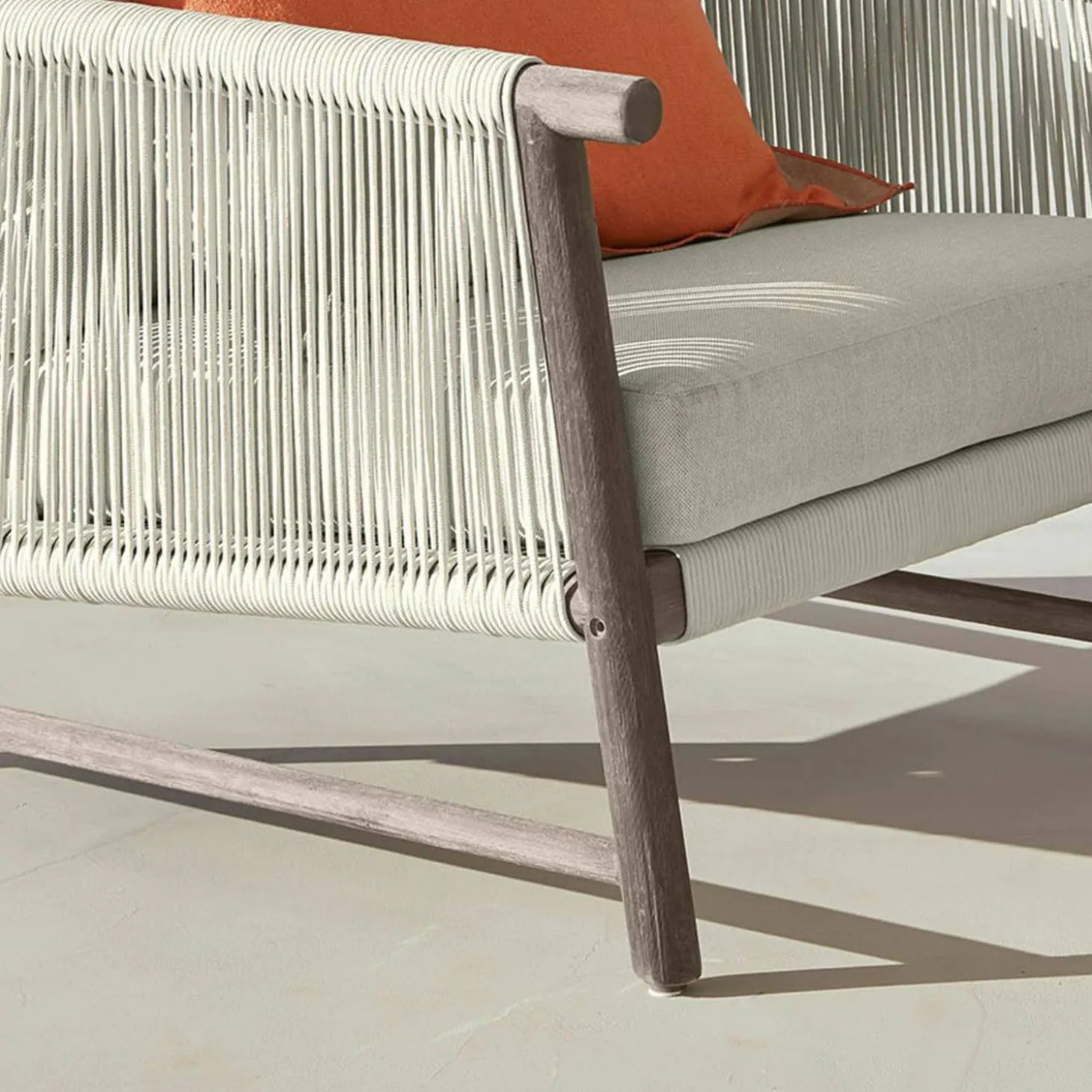 Poltrona FSC®-100% Clarmontaine